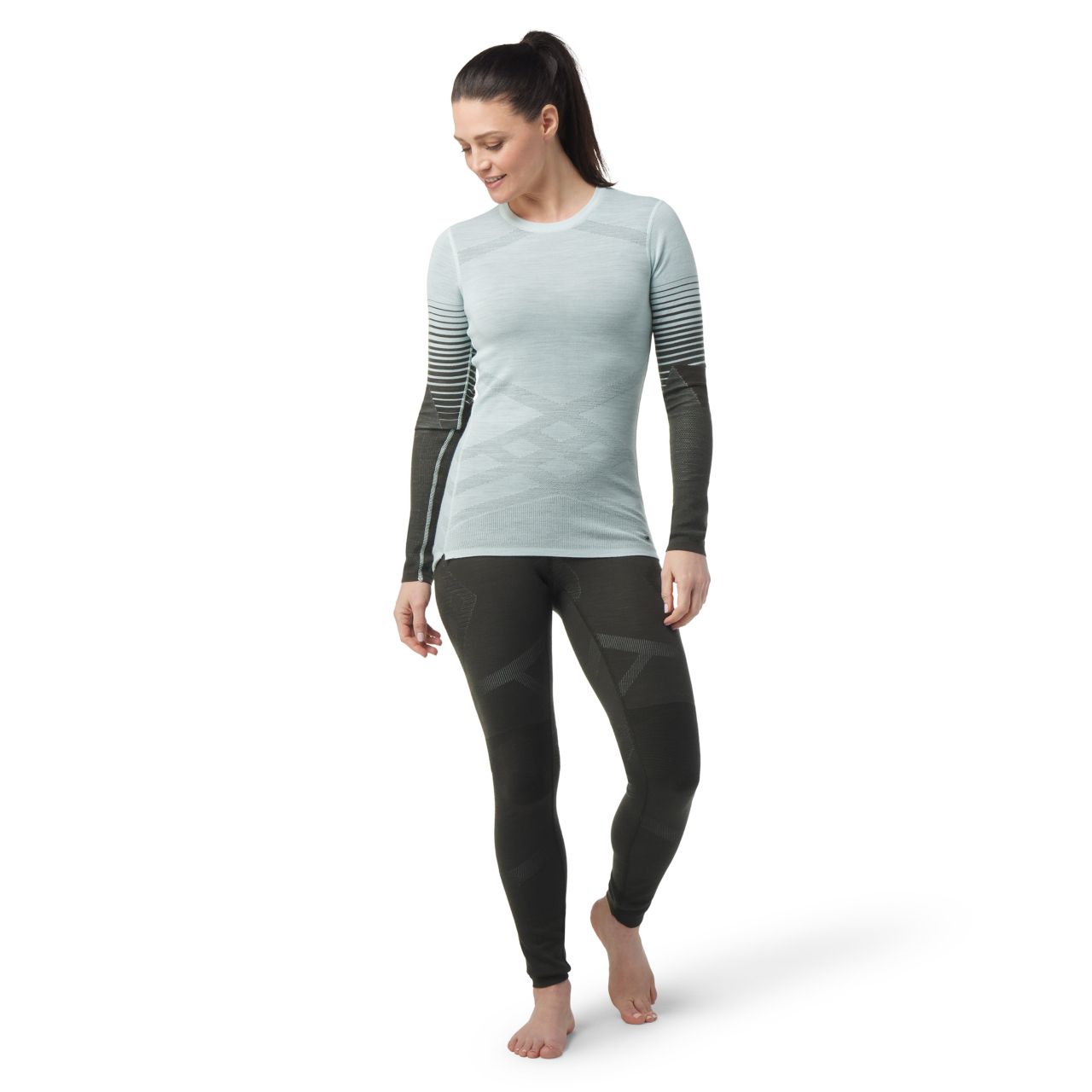 Intraknit Thermal Merino Base Layer Pattern Crew - Women's (Fall 2022) - Image 5